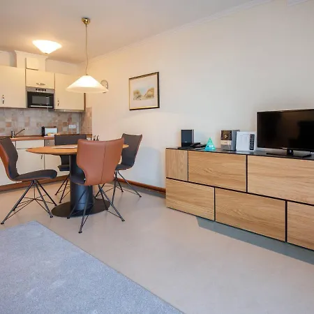 Strandvillen Binz - Mit 1 Schlafzimmer Und Balkon Ah562
